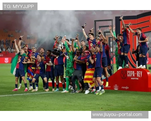 巴萨逆转曼联6-2晋级国王杯争议判罚引发全场热议